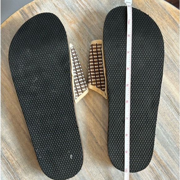 🌸NEO Reflexology Therapeutic Stone Massaging Sandals measures size 10 - Picture 13 of 13